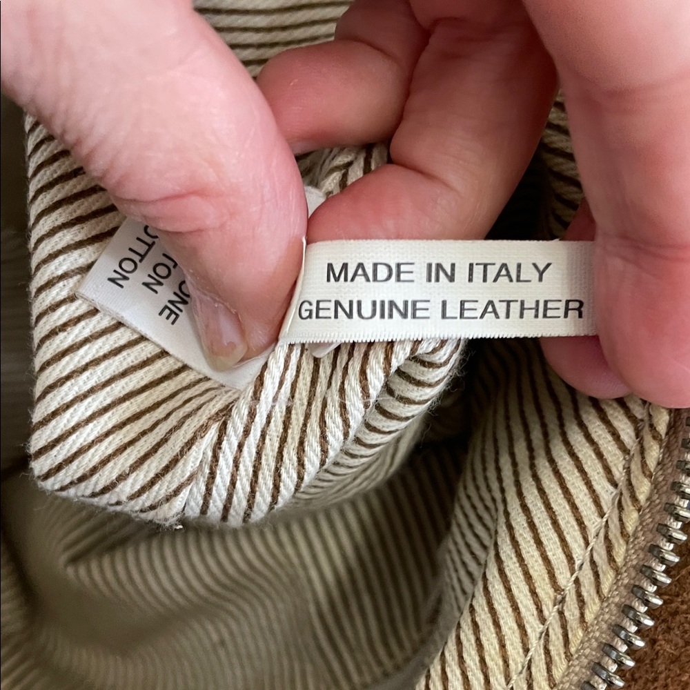 Sofia Made in Italy Navy Leather Shoulder Bag With Brown Trim - Picture 4 of 10